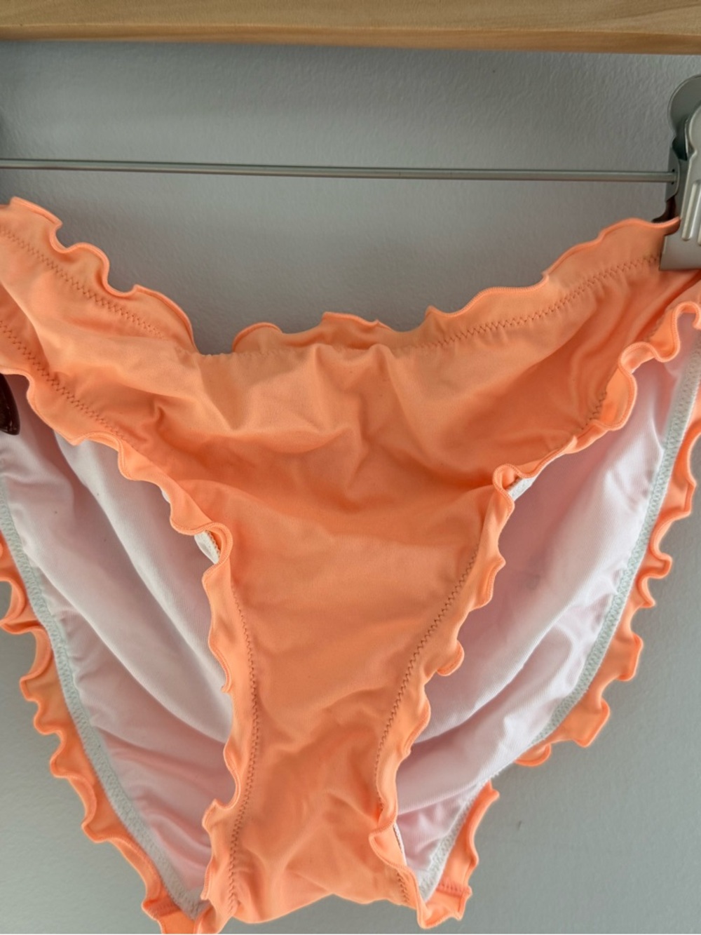 Victorias Secret Peach Ruffled Bikini Set M/L - Picture 3 of 8